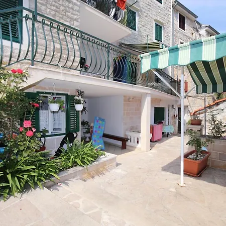 By The Sea Bol, Brac - 13413 Apartment